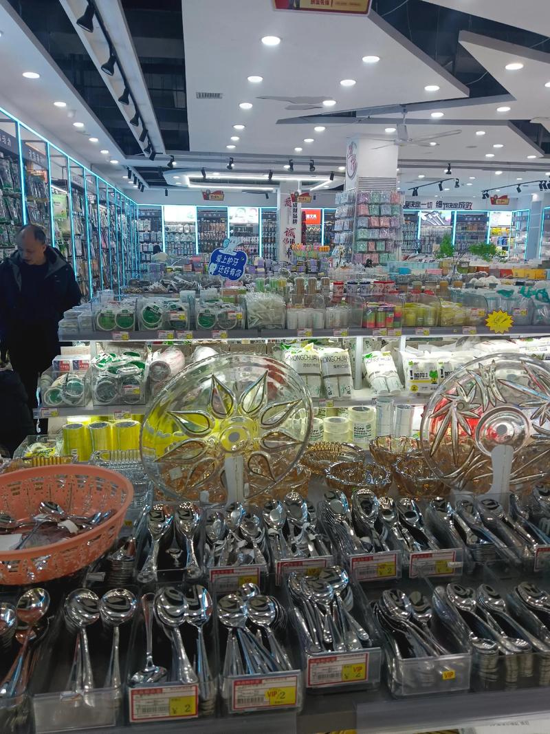 南岸区秀苑大厦:一家个体工商户的生存之道